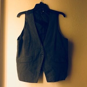 Cute gray vest for woman 💗